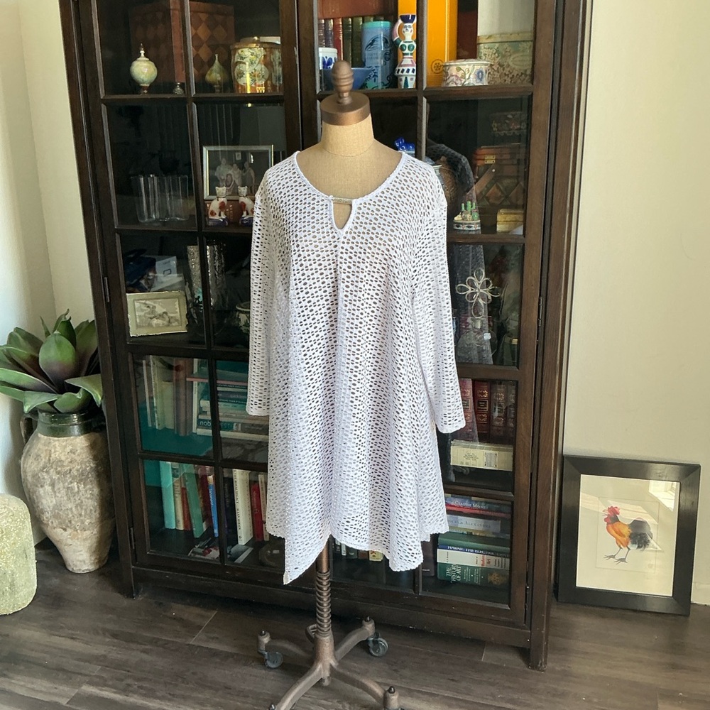 Come N See, Chic White Islet Tunic, size 1XL